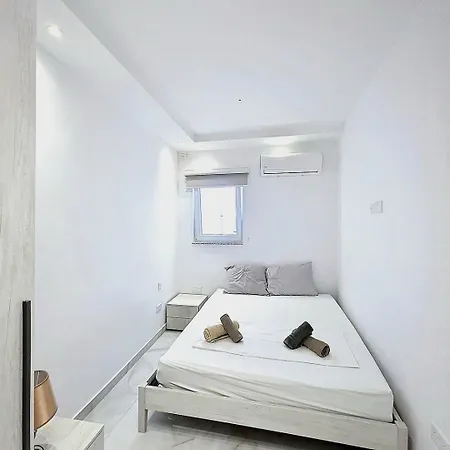 Center Of Malta Modern Sunny Penthouse In
