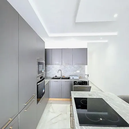 Center Of Malta Modern Sunny Penthouse In Apartment